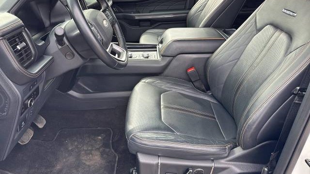 2023 Ford Expedition MAX Platinum