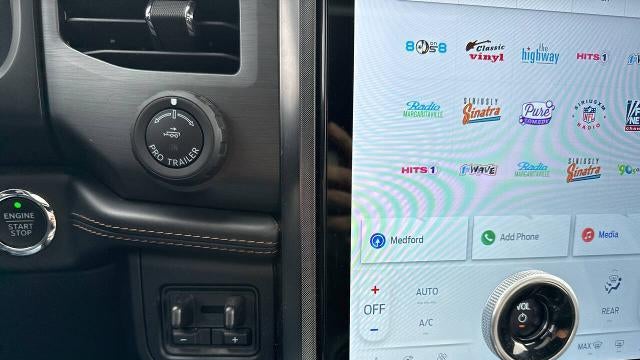 2023 Ford Expedition MAX Platinum