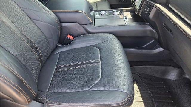 2023 Ford Expedition MAX Platinum