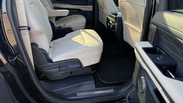 2023 Ford Expedition MAX Platinum