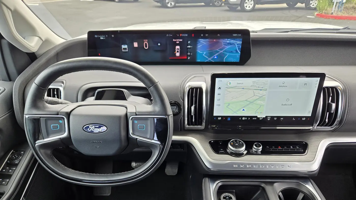 2025 Ford Expedition MAX Platinum
