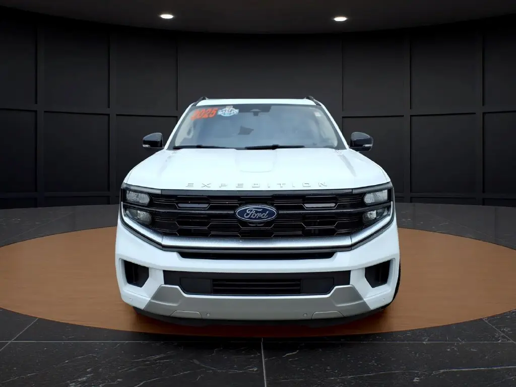 2025 Ford Expedition - $67,995