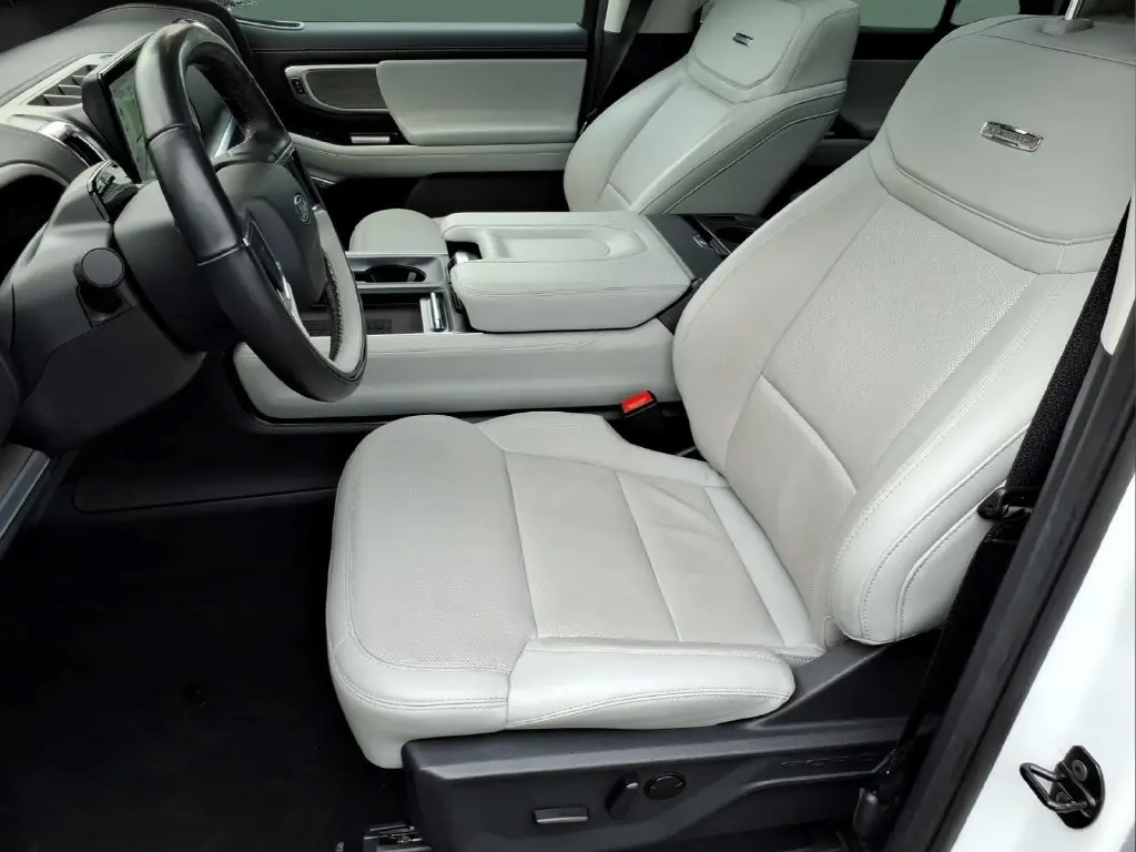 2025 Ford Expedition - $67,995