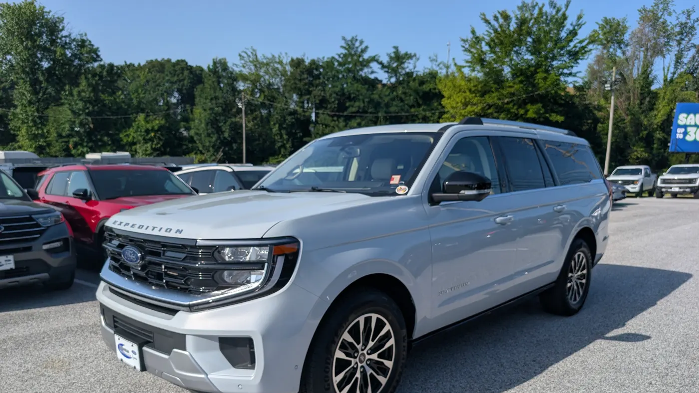 2025 Ford Expedition MAX Platinum