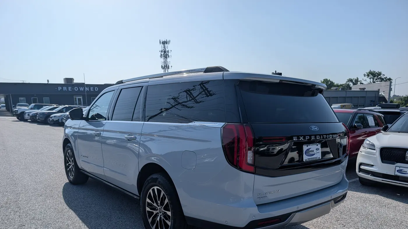 2025 Ford Expedition MAX Platinum