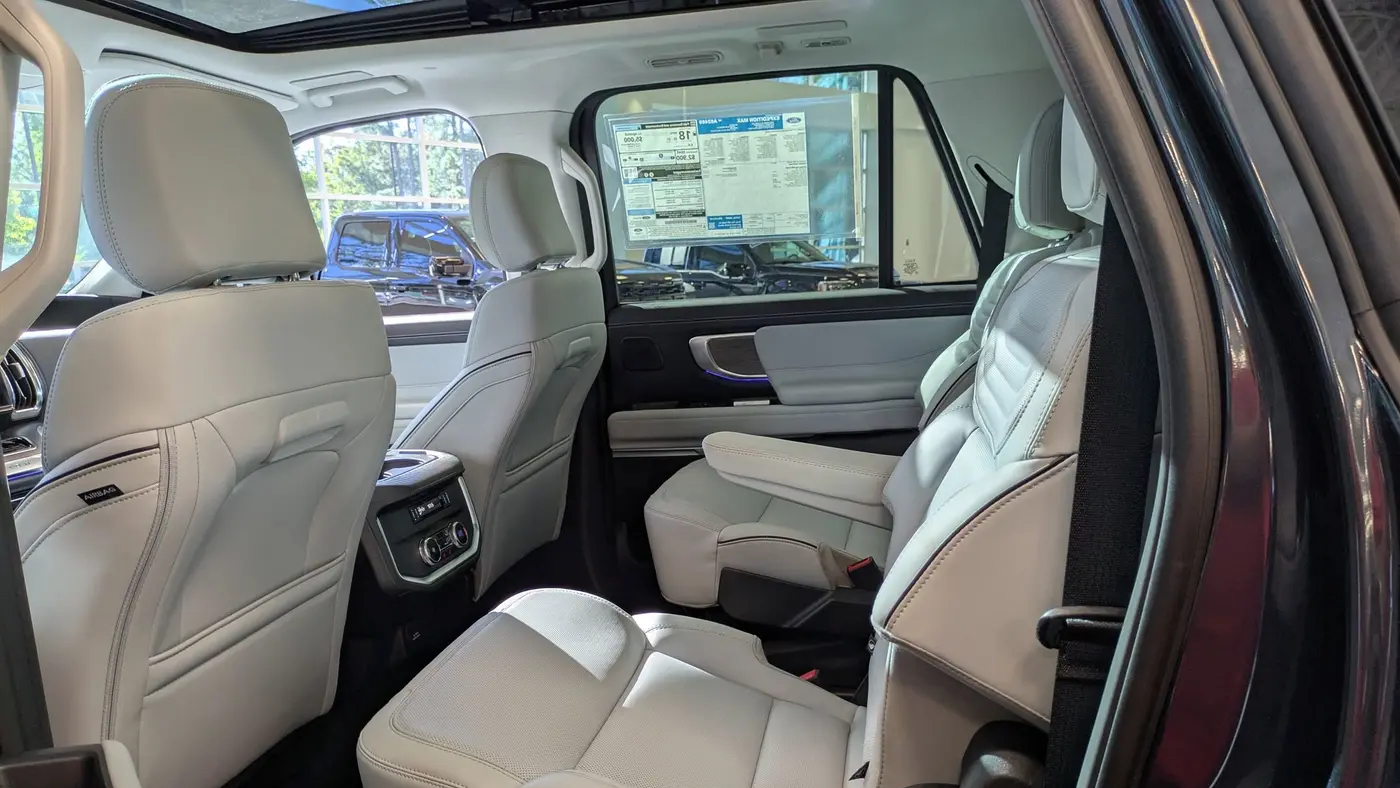 2025 Ford Expedition MAX Platinum