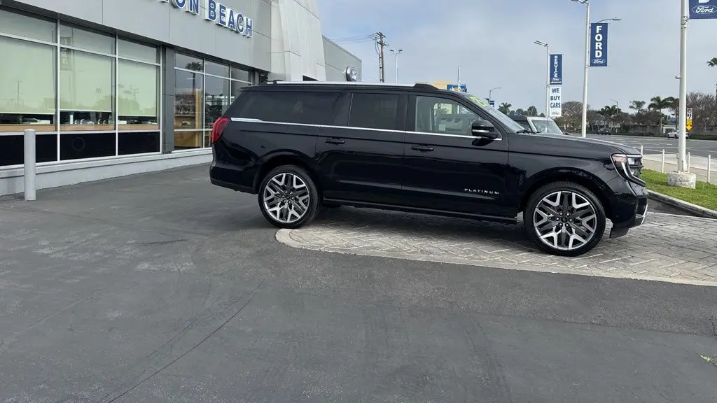 2025 Ford Expedition MAX Platinum
