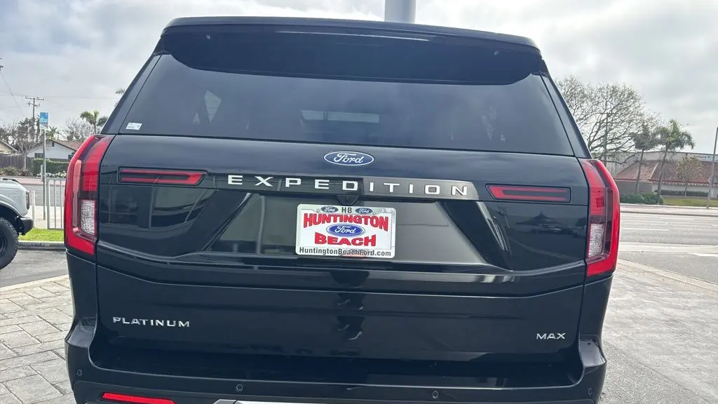 2025 Ford Expedition MAX Platinum