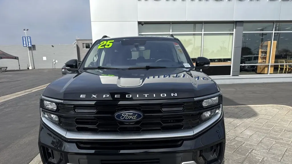 2025 Ford Expedition MAX Platinum