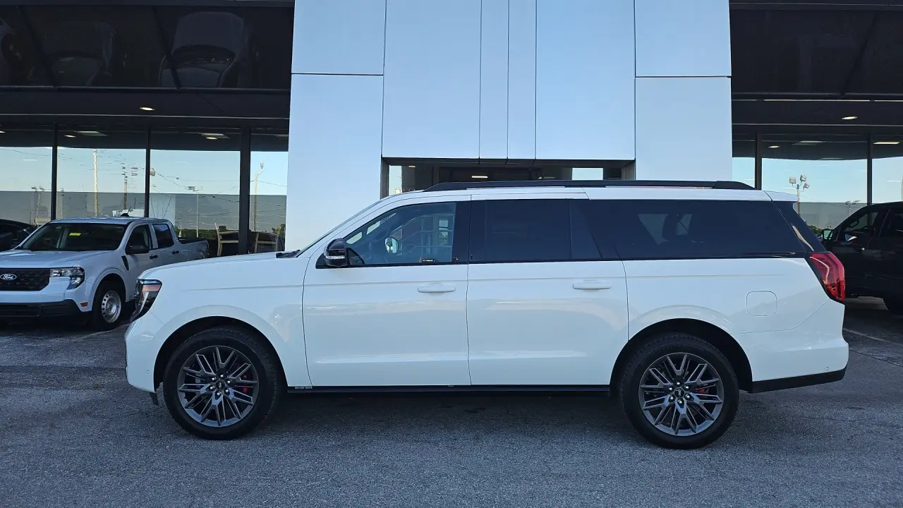 2025 Ford Expedition MAX Platinum