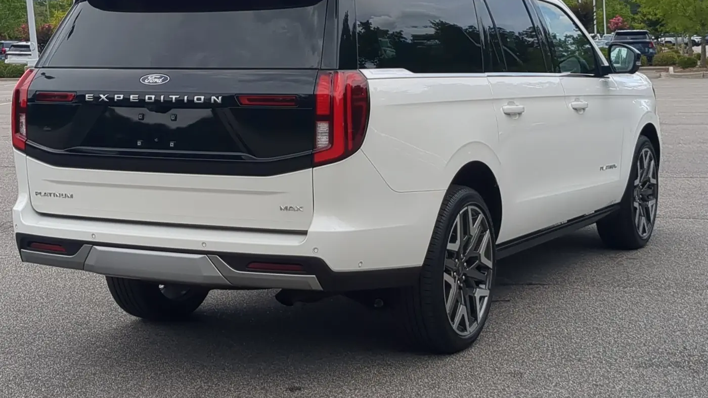 2025 Ford Expedition MAX Platinum