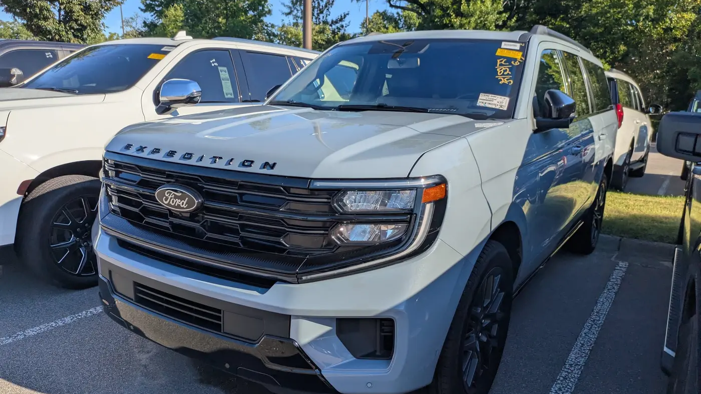 2025 Ford Expedition MAX Platinum