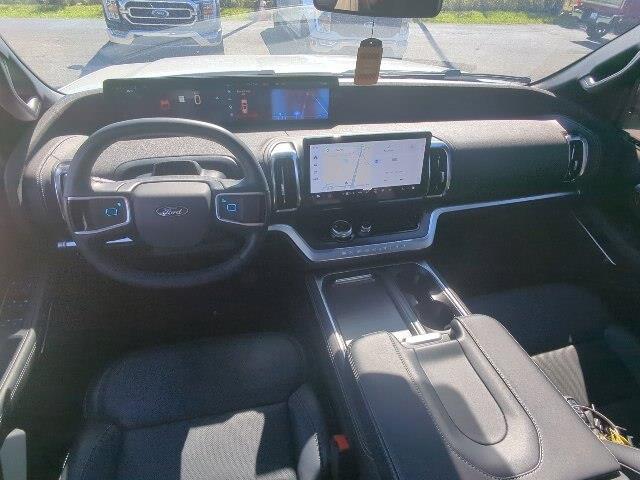 2026 Ford Expedition - $76,038