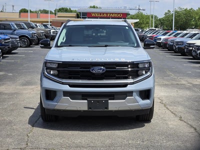 Photo of a 2026 Ford Expedition MAX 4X4 Platinum 4DR SUV for sale