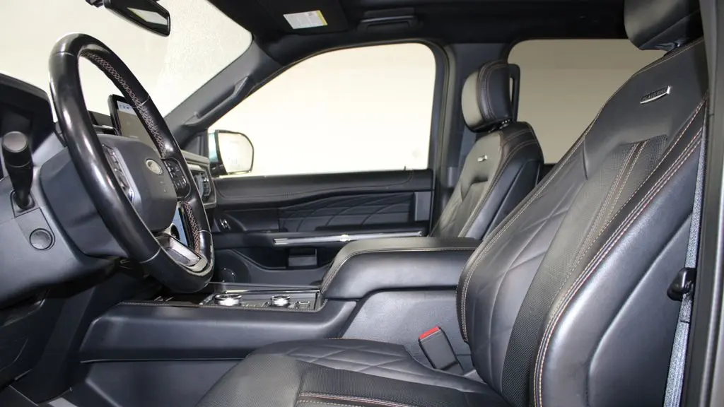 2022 Ford Expedition MAX Platinum