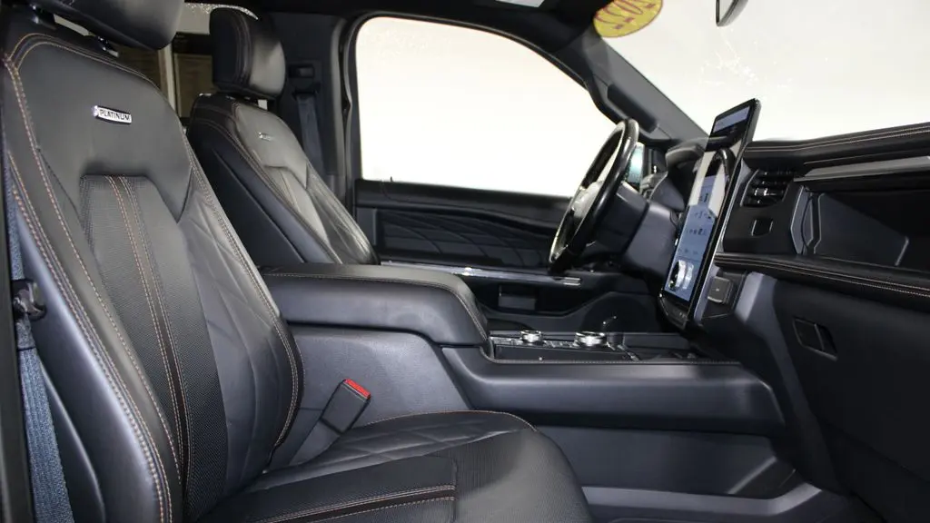 2022 Ford Expedition MAX Platinum