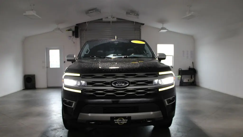 2022 Ford Expedition MAX Platinum