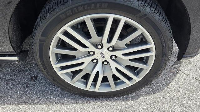 2022 Ford Expedition MAX Platinum