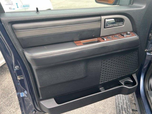 2016 Ford Expedition - $14,975