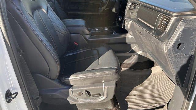 2022 Ford Expedition MAX Platinum