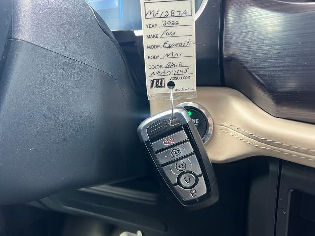 2022 Ford Expedition - $44,000