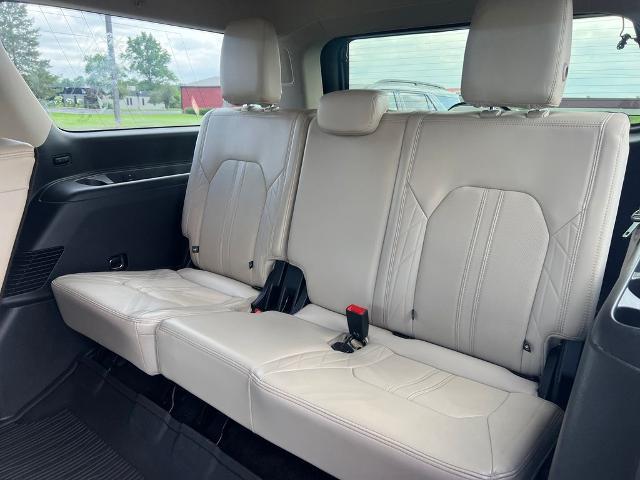 2022 Ford Expedition - $44,000