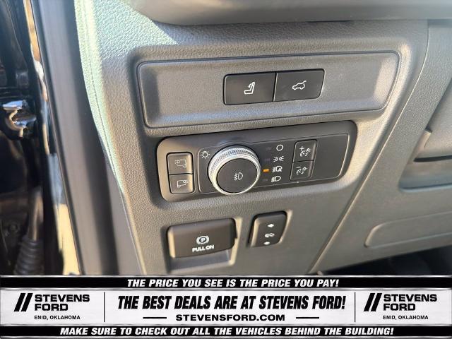 2022 Ford Expedition - $43,634