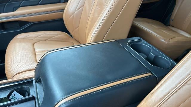 2022 Ford Expedition MAX Platinum