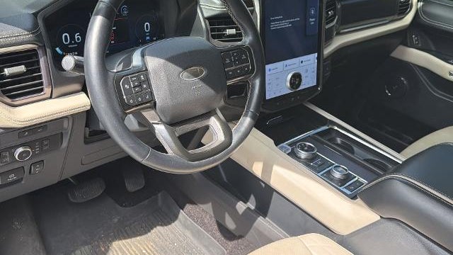 2022 Ford Expedition MAX Platinum