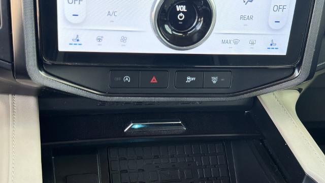 2022 Ford Expedition MAX Platinum