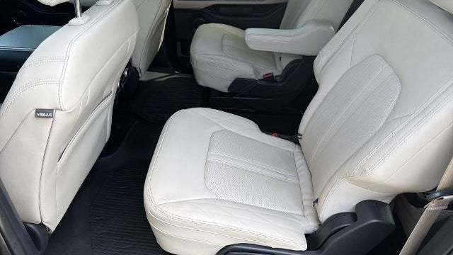 2022 Ford Expedition MAX Platinum