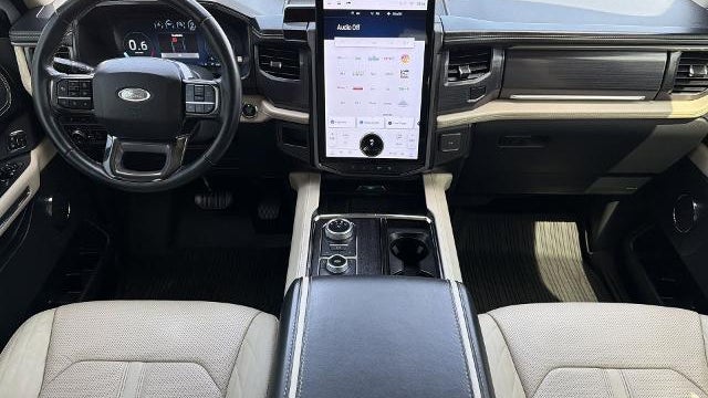 2022 Ford Expedition MAX Platinum