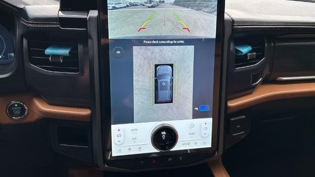 2022 Ford Expedition MAX Platinum