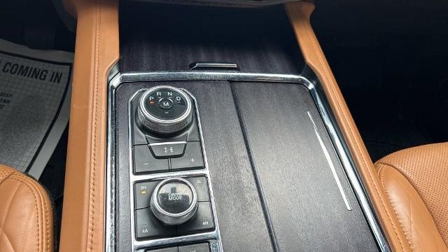 2022 Ford Expedition MAX Platinum