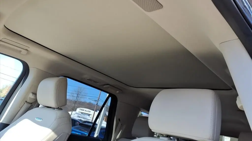 2022 Ford Expedition MAX Platinum