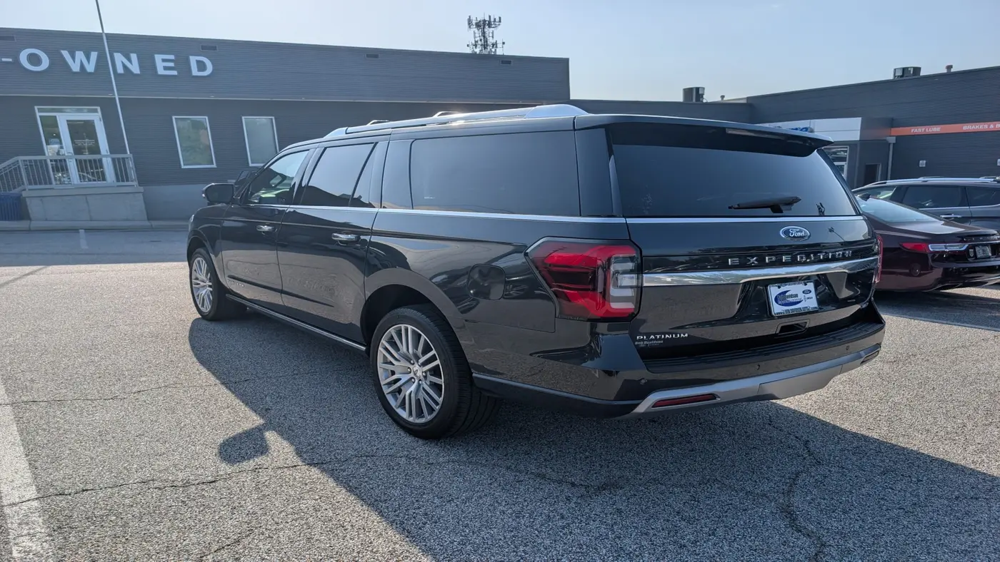2022 Ford Expedition MAX Platinum