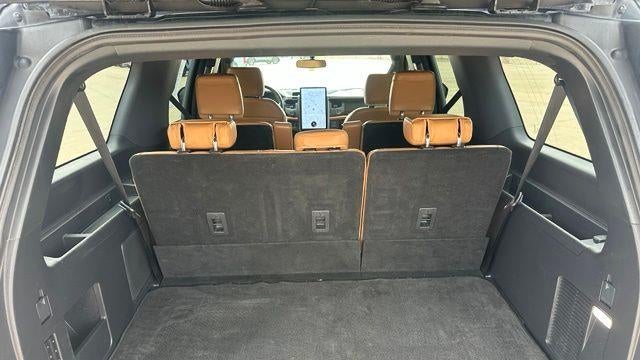 2022 Ford Expedition MAX Platinum