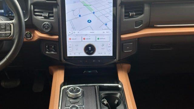 2022 Ford Expedition MAX Platinum