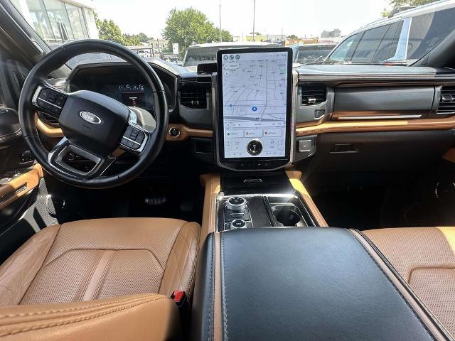 2022 Ford Expedition - $53,990