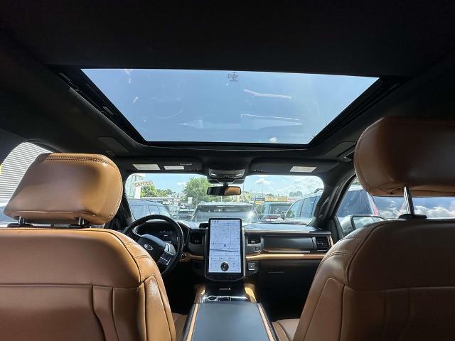 2022 Ford Expedition - $53,990