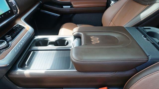 2025 Ford Expedition MAX King Ranch