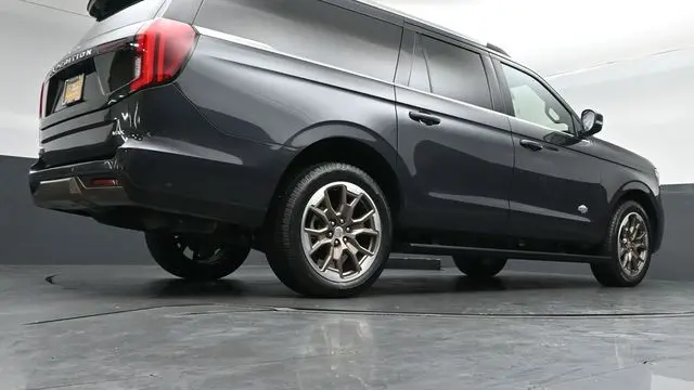 2025 Ford Expedition MAX King Ranch