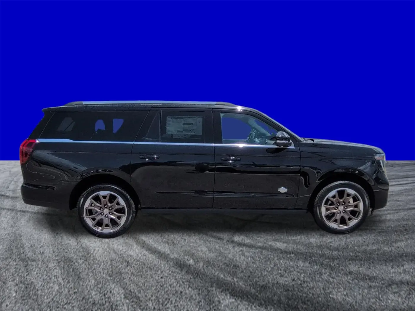 2026 Ford Expedition - $86,598