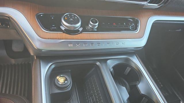 2025 Ford Expedition MAX King Ranch