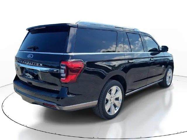 2022 Ford Expedition - $48,591