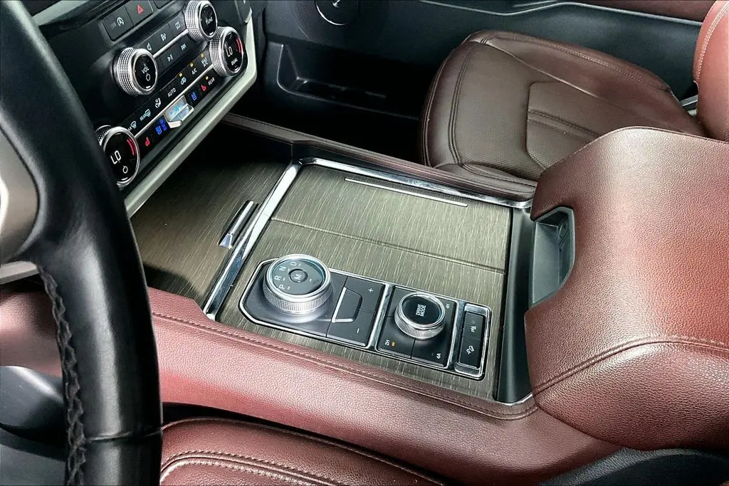 2024 Ford Expedition - $51,941
