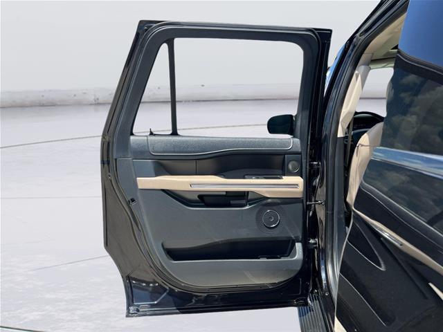 2022 Ford Expedition - $29,795