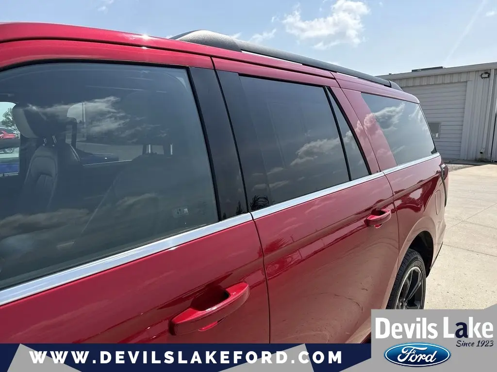 2022 Ford Expedition - $42,991