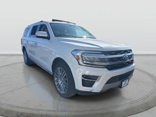 2022 Ford Expedition MAX with Star White Metallic Tri-Coat Exterior