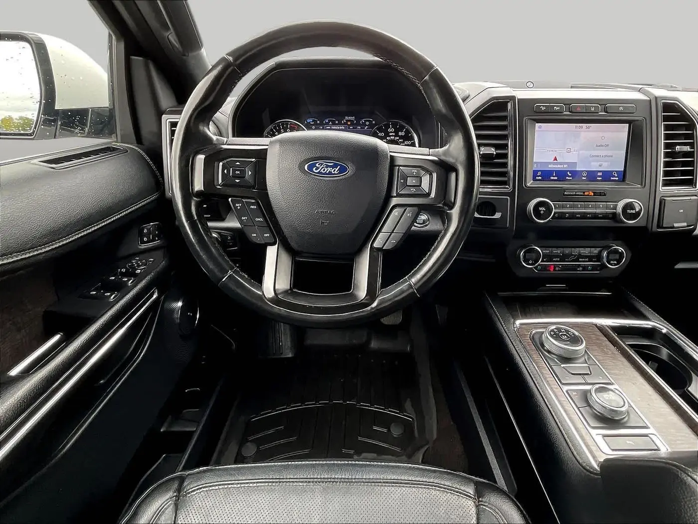 2020 Ford Expedition - $23,900
